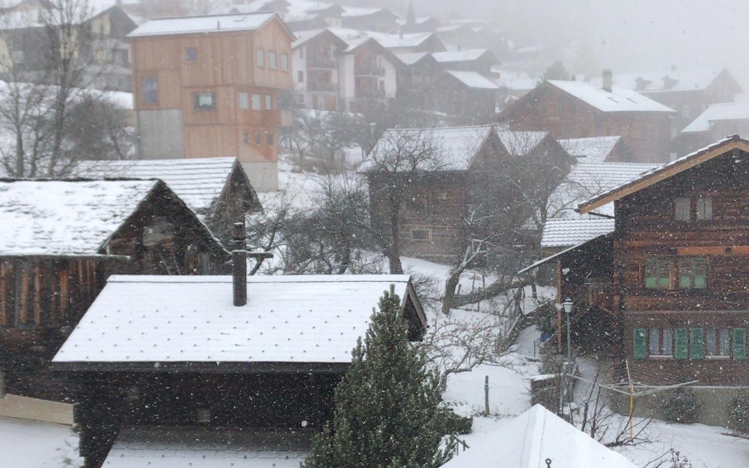 Oberwallis: Schneefall führt zu Behinderungen
